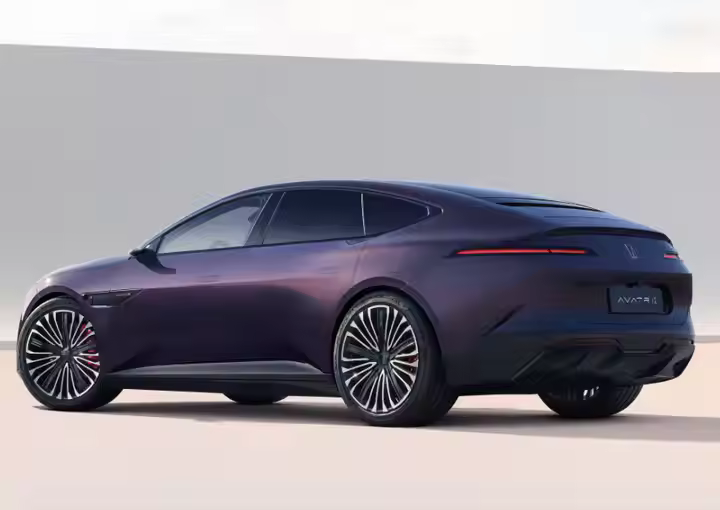 2025 Avatr 12