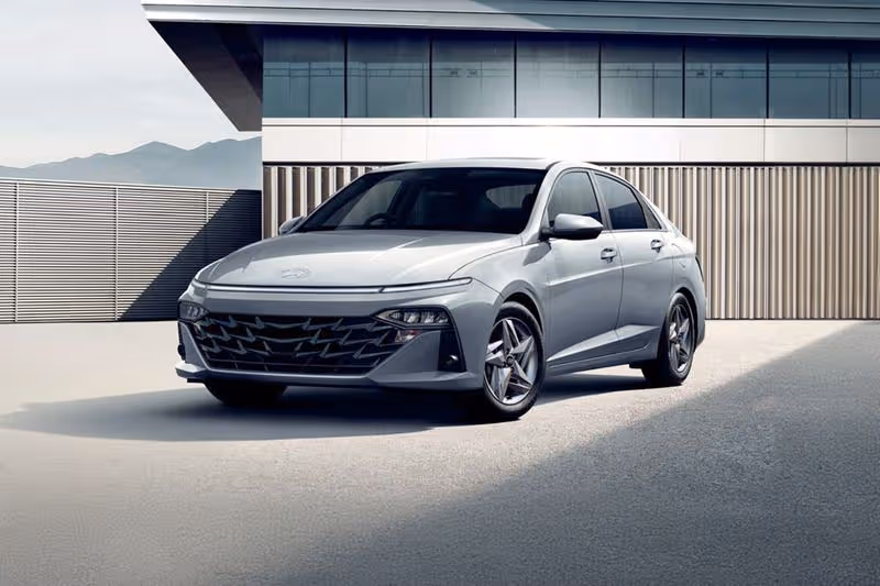 2025 Hyundai Accent 1.5L