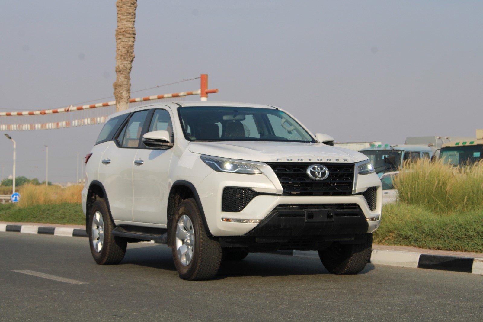 2024 Toyota Fortuner 2.7 L