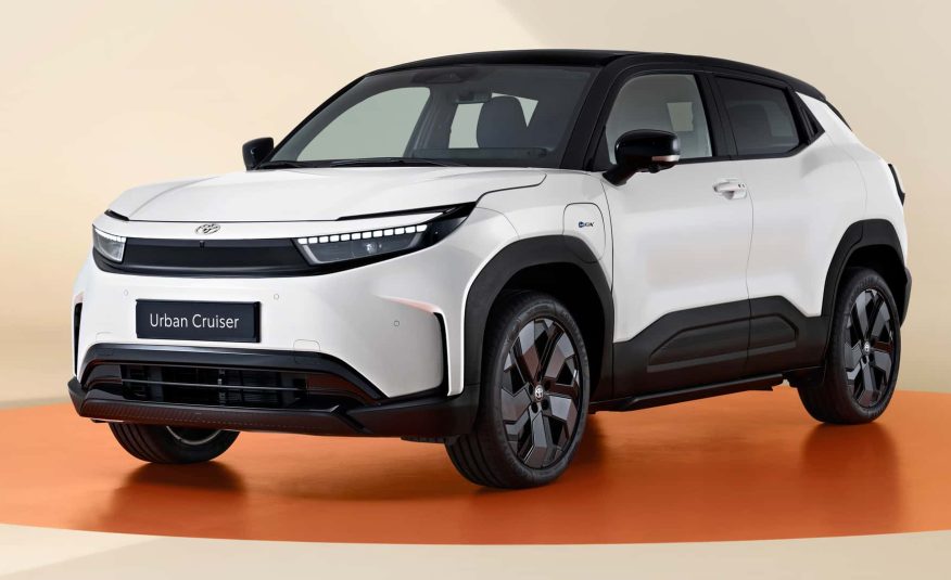 Toyota Urban Cruiser (Hyryder badge-engineered) 1.5 L